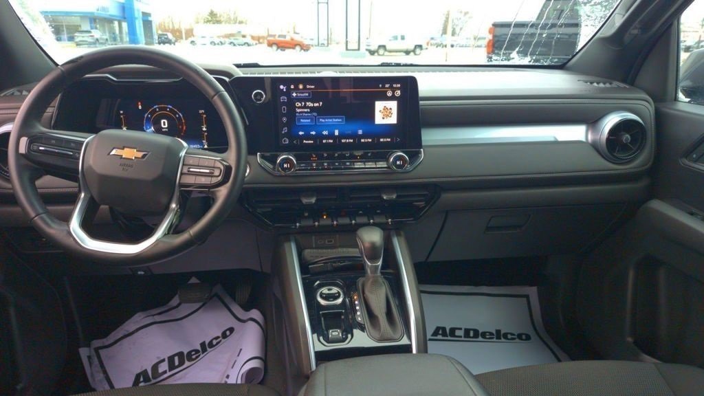 Used 2023 Chevrolet Colorado LT w/ LT Convenience Package II image 9