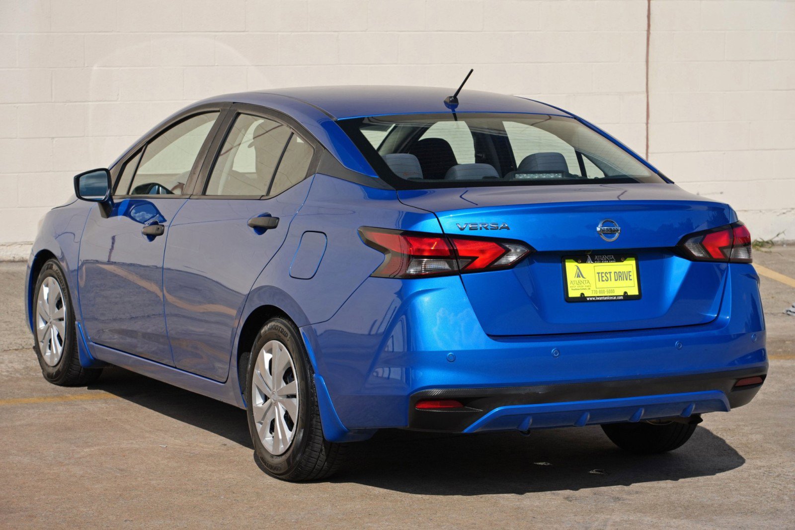Used 2020 Nissan Versa S FWD image 44