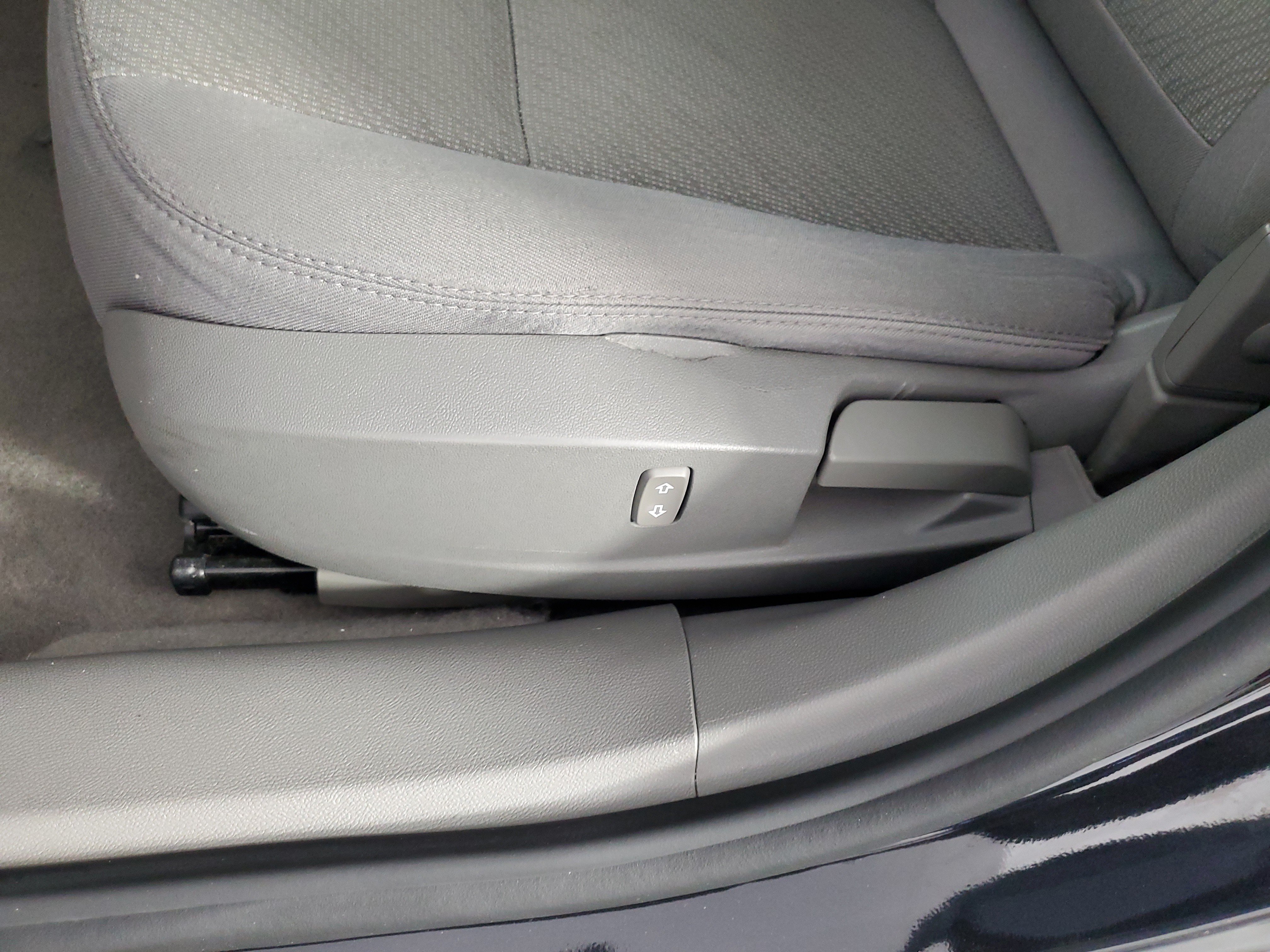 Used 2015 Chevrolet Malibu LS FWD image 27