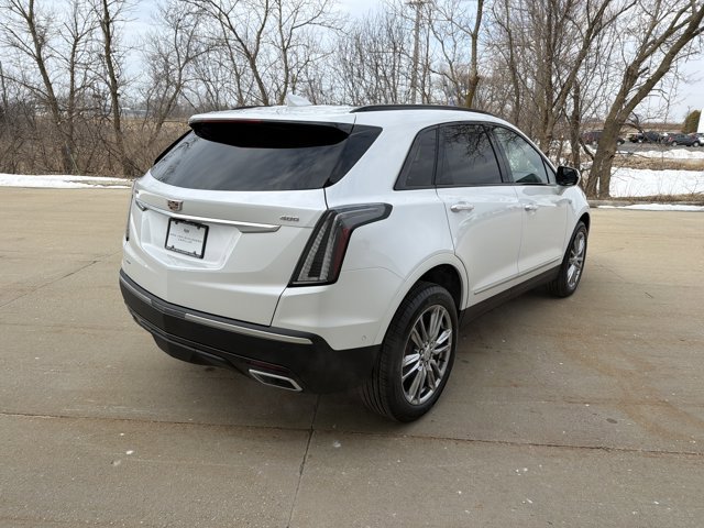New 2026 Cadillac XT5 Sportv w/ LPO, Floor Liner Package image 5