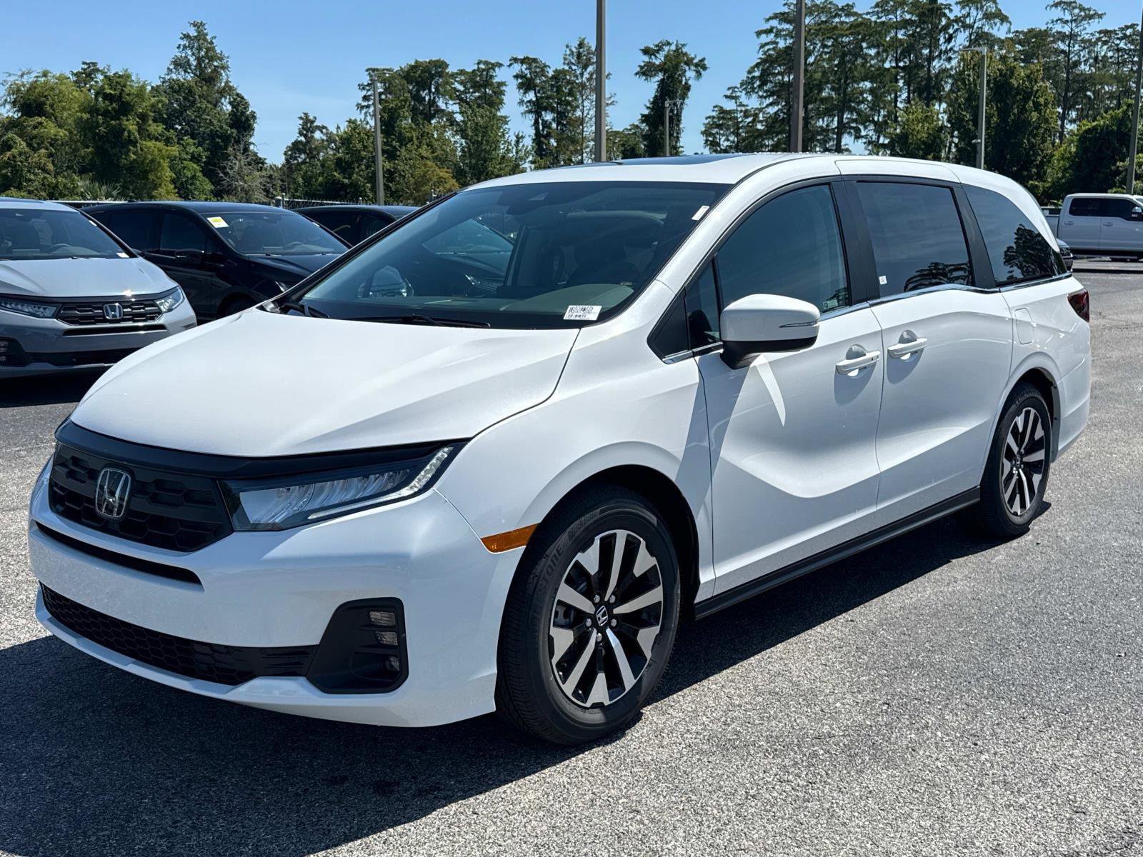 New 2026 Honda Odyssey EX-L image 8