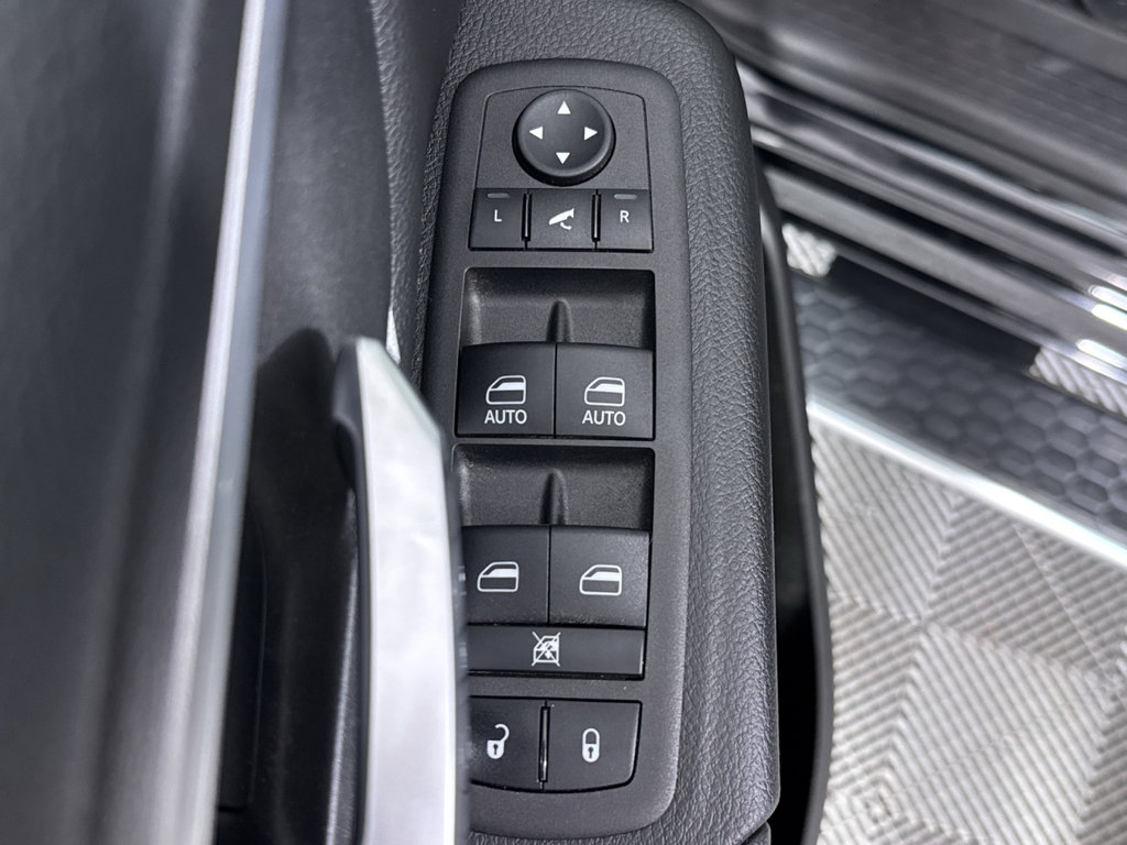 Used 2023 RAM 1500 Big Horn AWD/4WD image 23