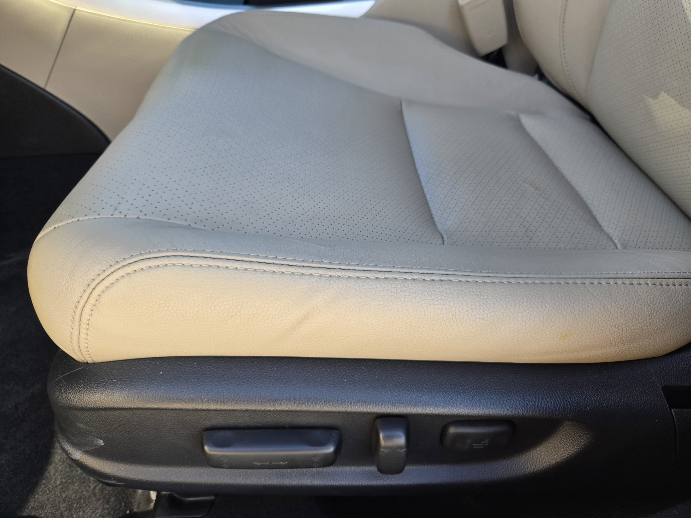 Used 2015 Honda Accord Touring image 22