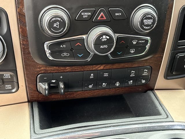 Used 2015 RAM 1500 Laramie Longhorn w/ Convenience Group AWD/4WD image 29
