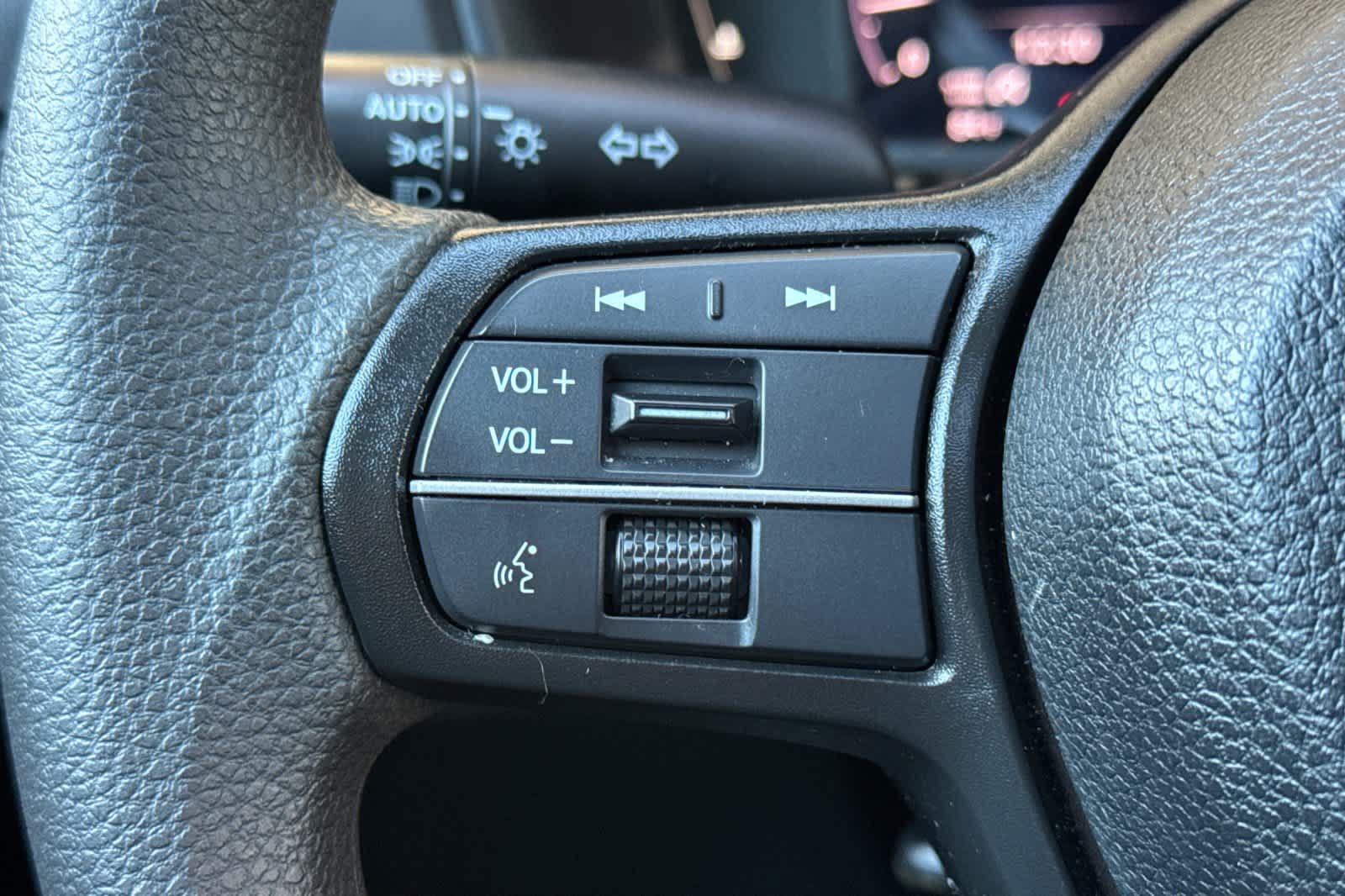 Used 2023 Honda Accord EX image 23
