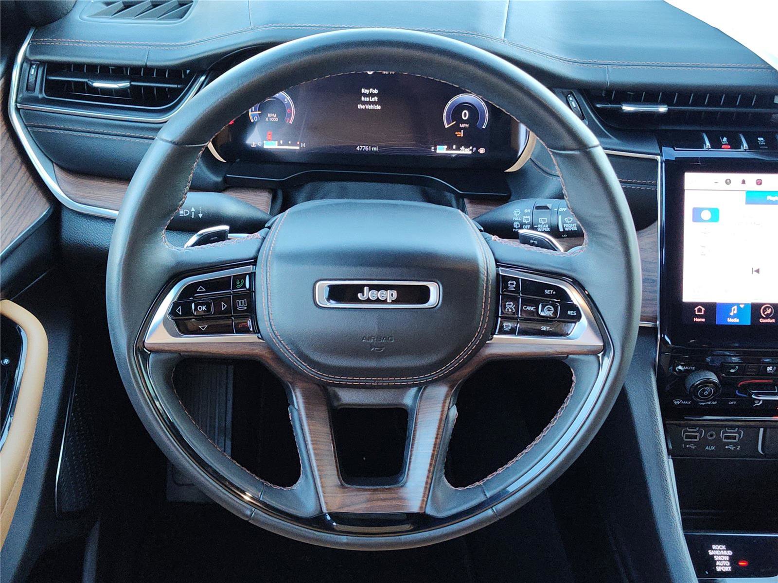 Used 2024 Jeep Grand Cherokee L Summit w/ High Altitude Package image 20