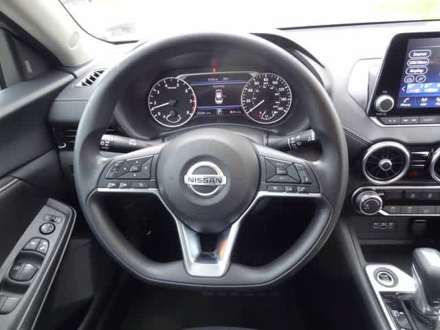 Used 2023 Nissan Sentra SV FWD image 11
