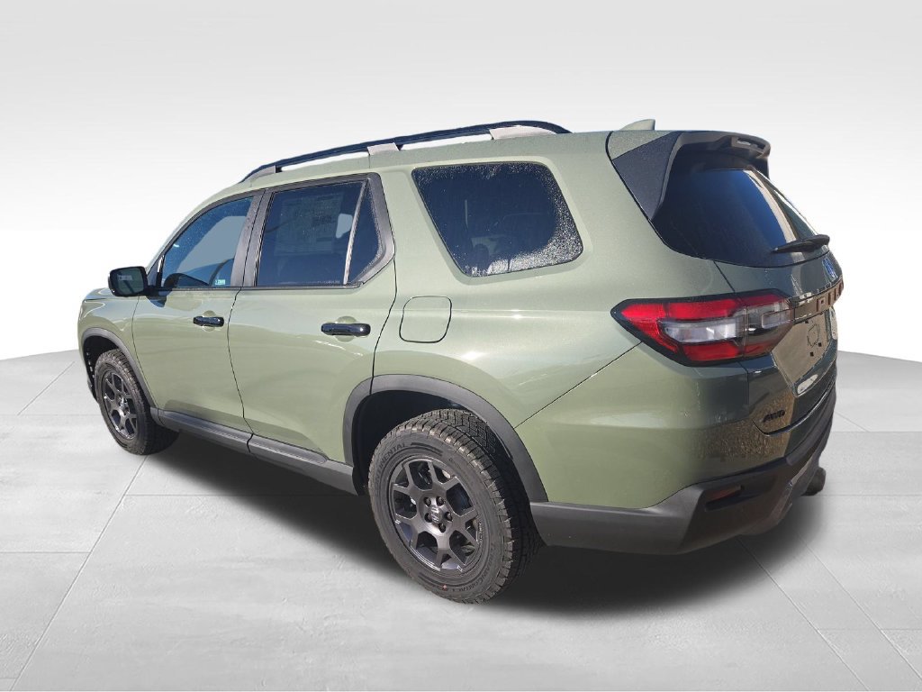 New 2026 Honda Pilot TrailSport image 3