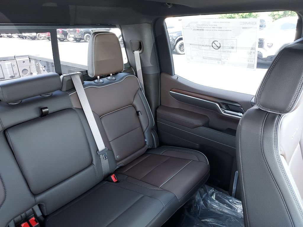 New 2026 GMC Sierra 1500 Denali w/ Technology Package AWD/4WD image 14