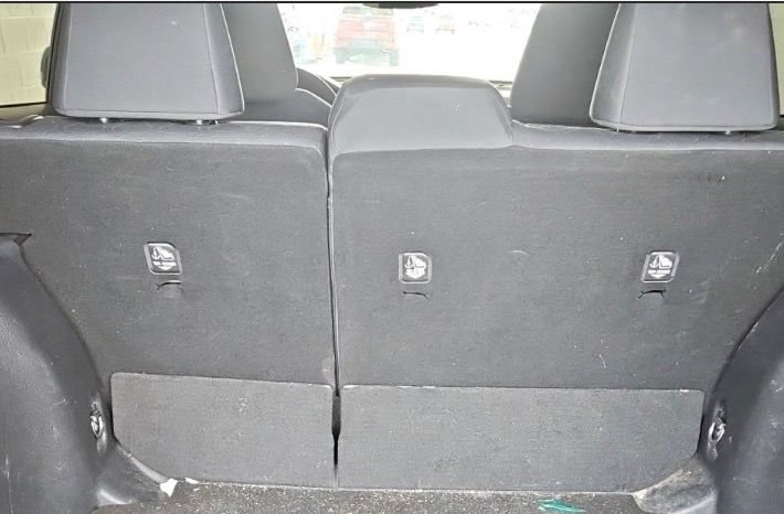 Used 2022 Toyota Corolla Cross LE FWD image 9