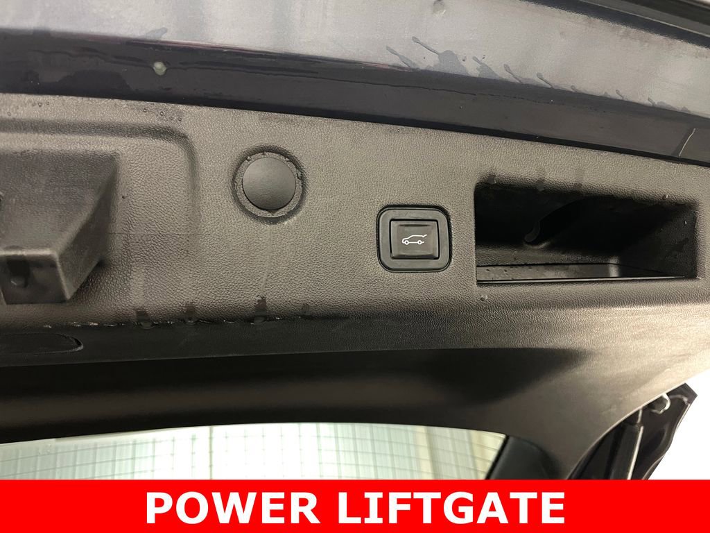 Used 2018 Chevrolet Equinox Premier image 43