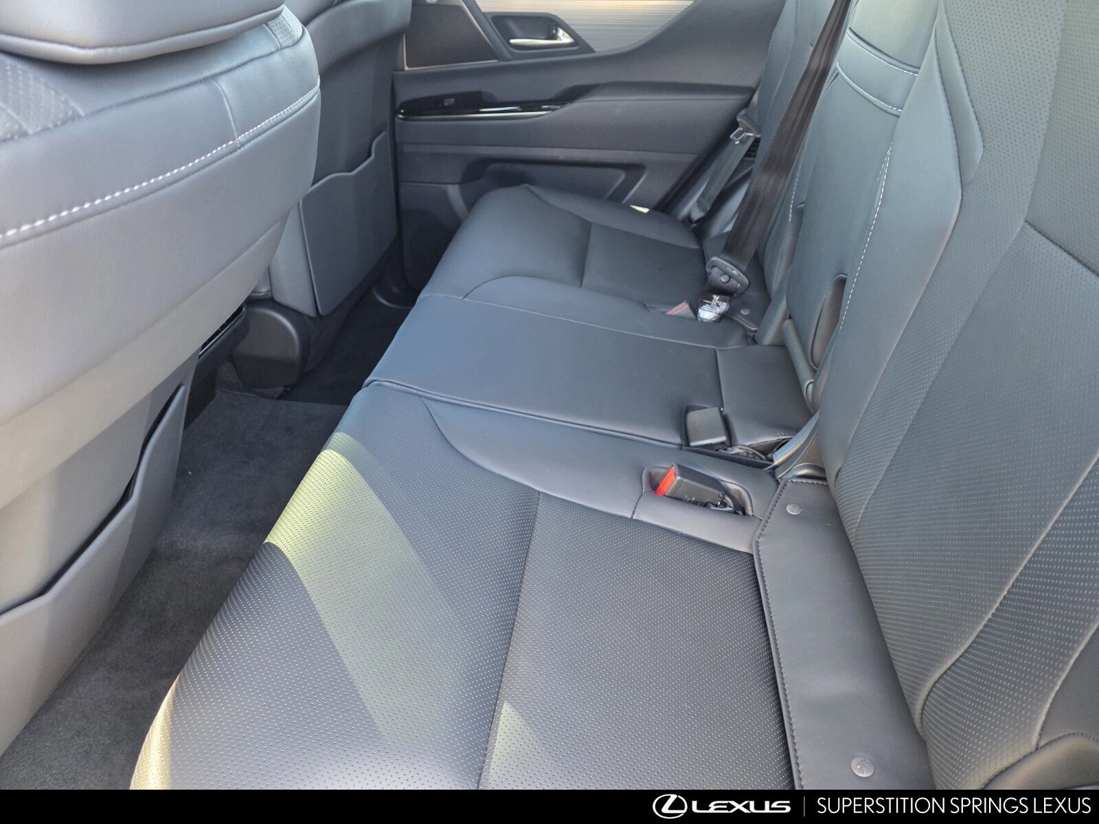 New 2026 Lexus LX 600 F Sport image 25