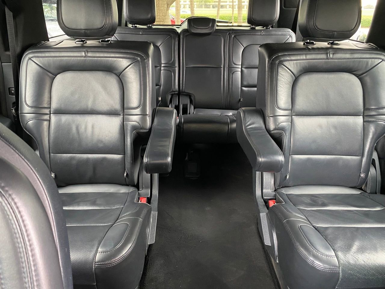 Used 2023 Lincoln Navigator L Reserve image 21