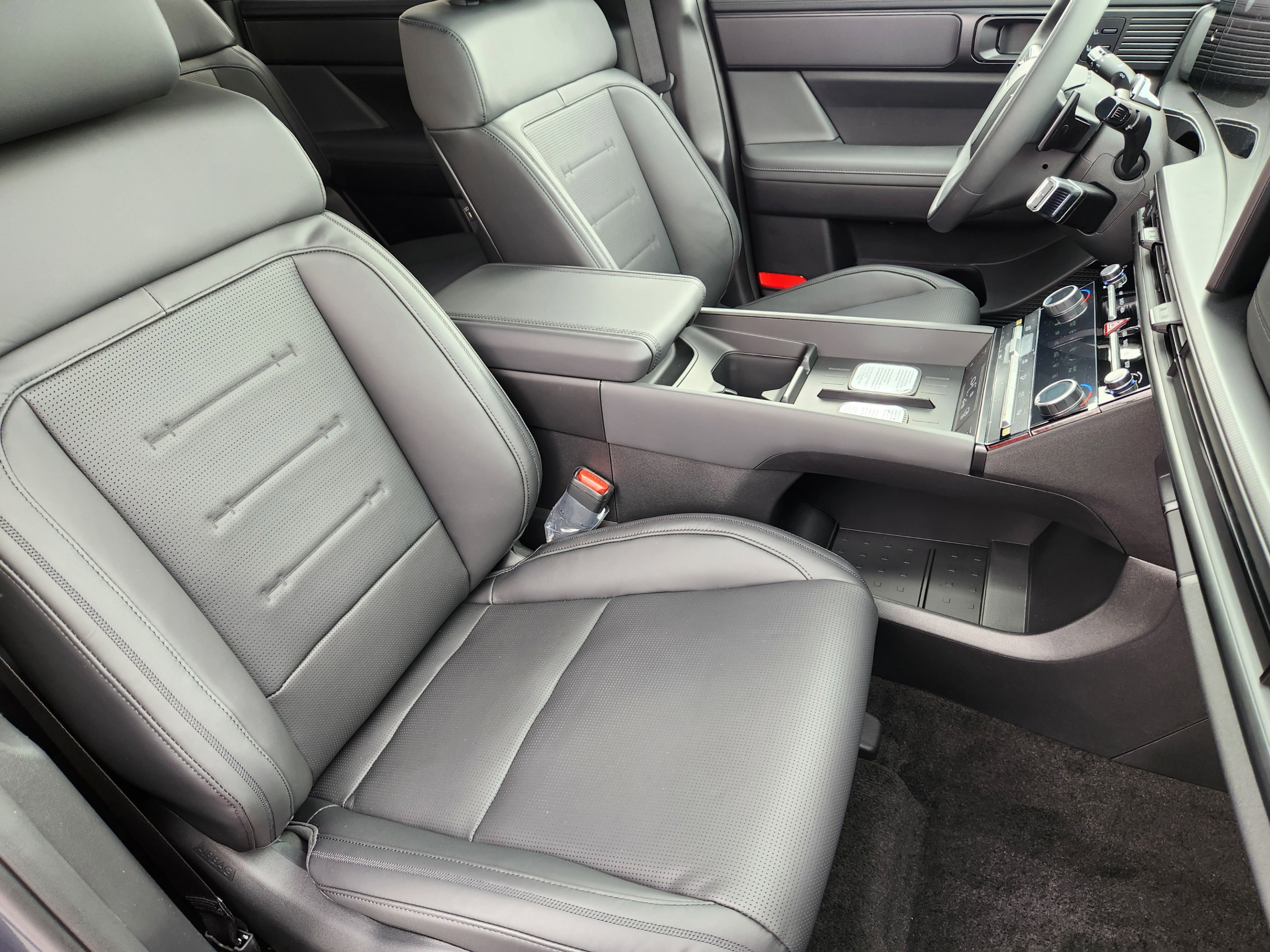New 2026 Hyundai Santa Fe Calligraphy AWD/4WD image 25