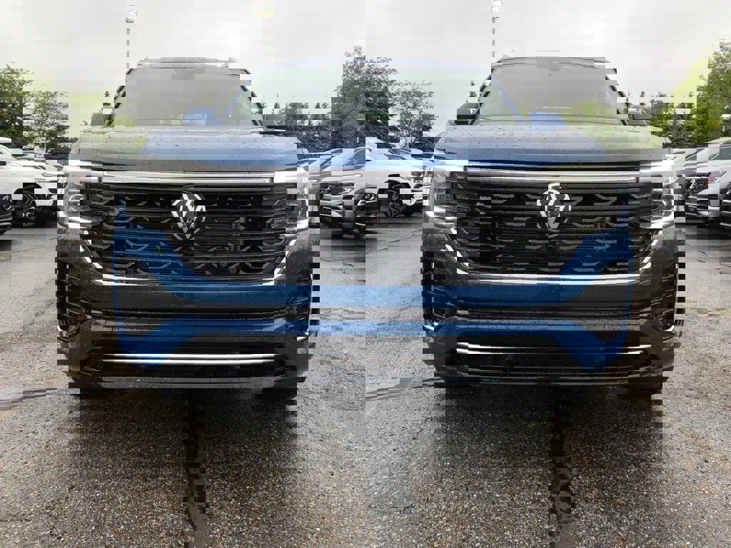 New 2025 Volkswagen Atlas SEL Premium R-Line image 2