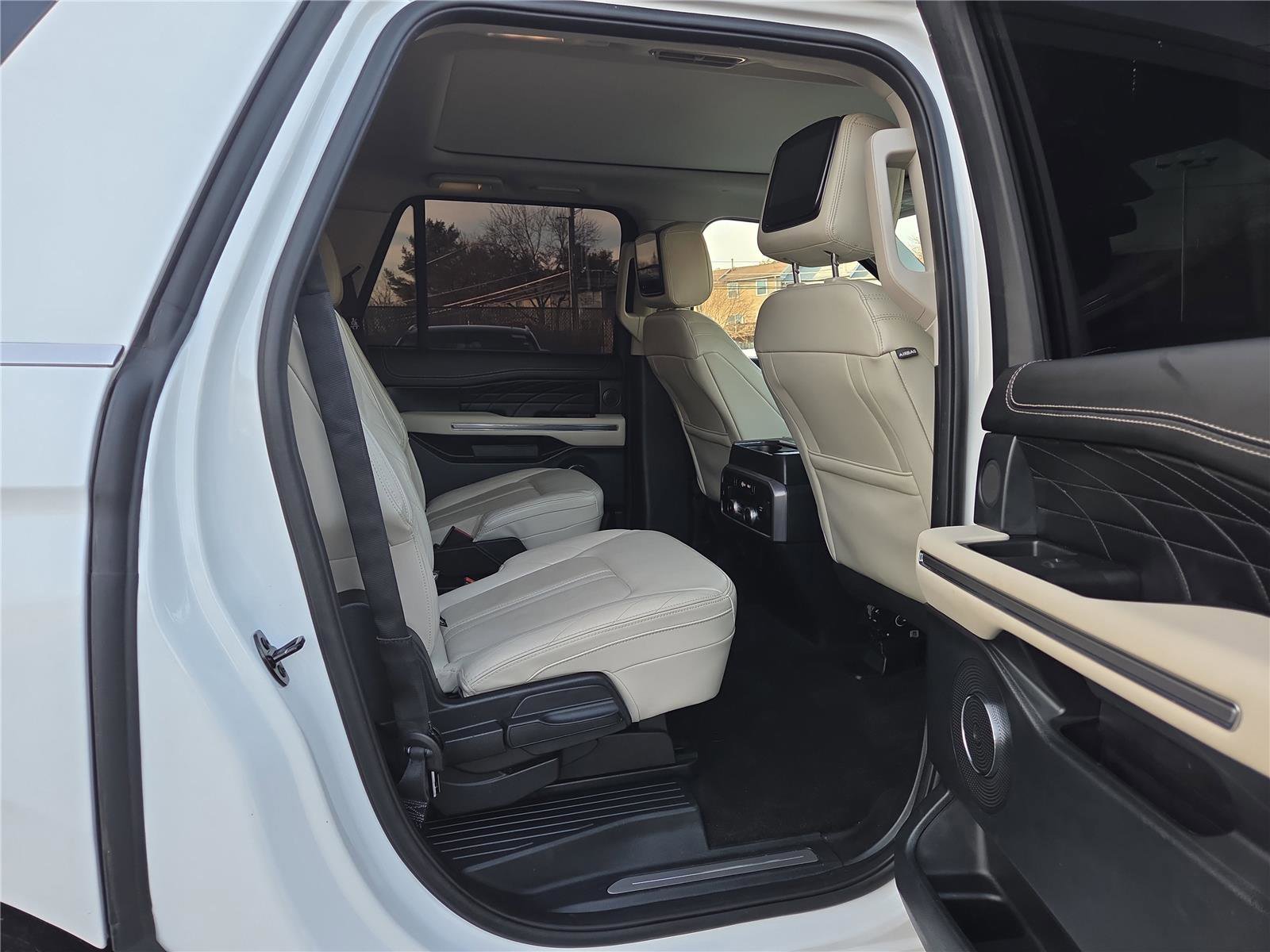 Used 2020 Ford Expedition Max Platinum image 34