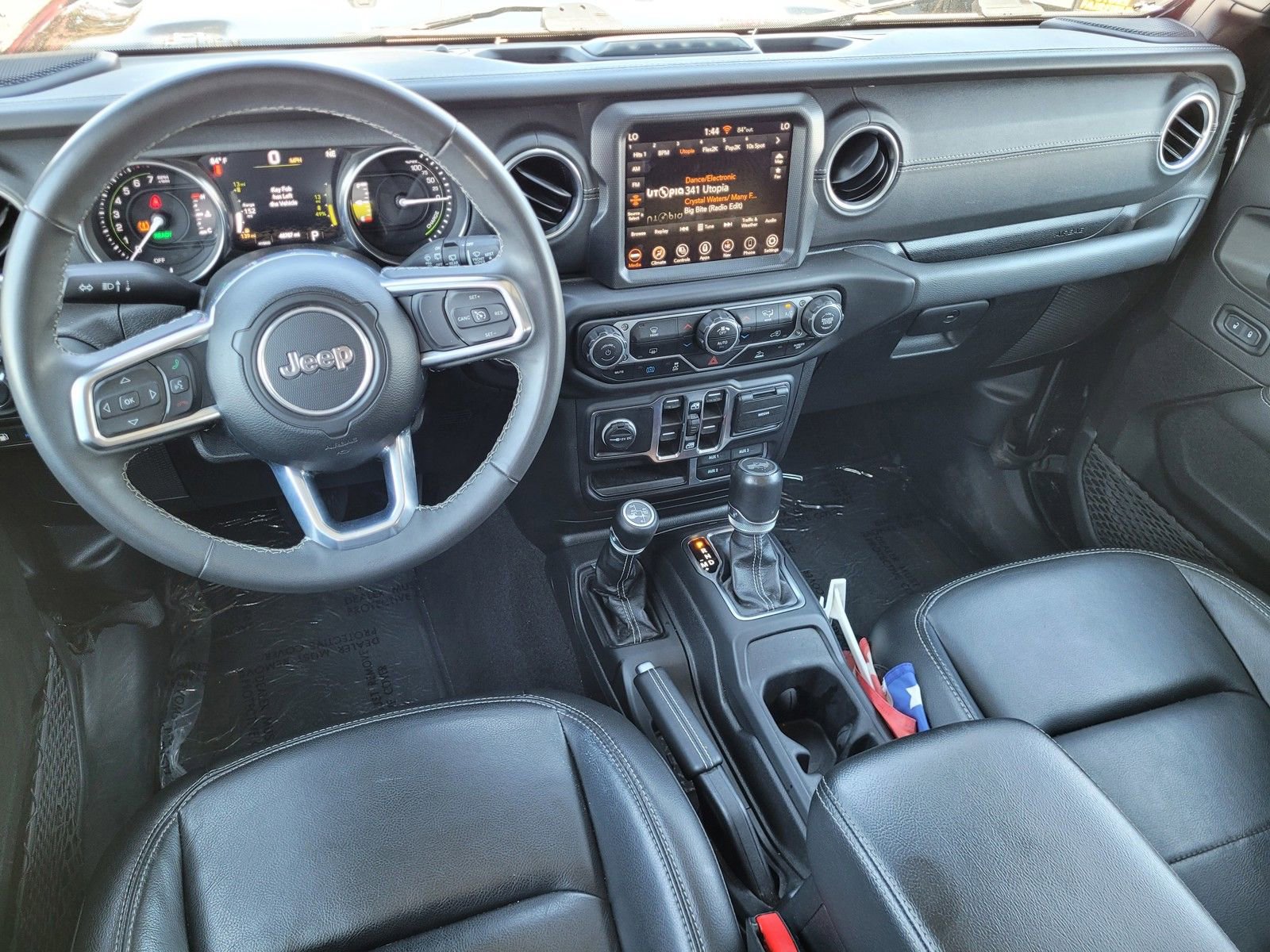 Used 2023 Jeep Wrangler Unlimited Sahara image 11