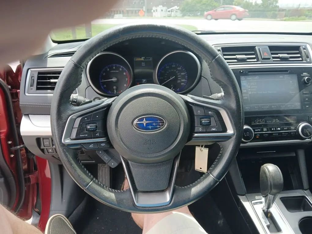 Used 2018 Subaru Outback 2.5i Premium image 12