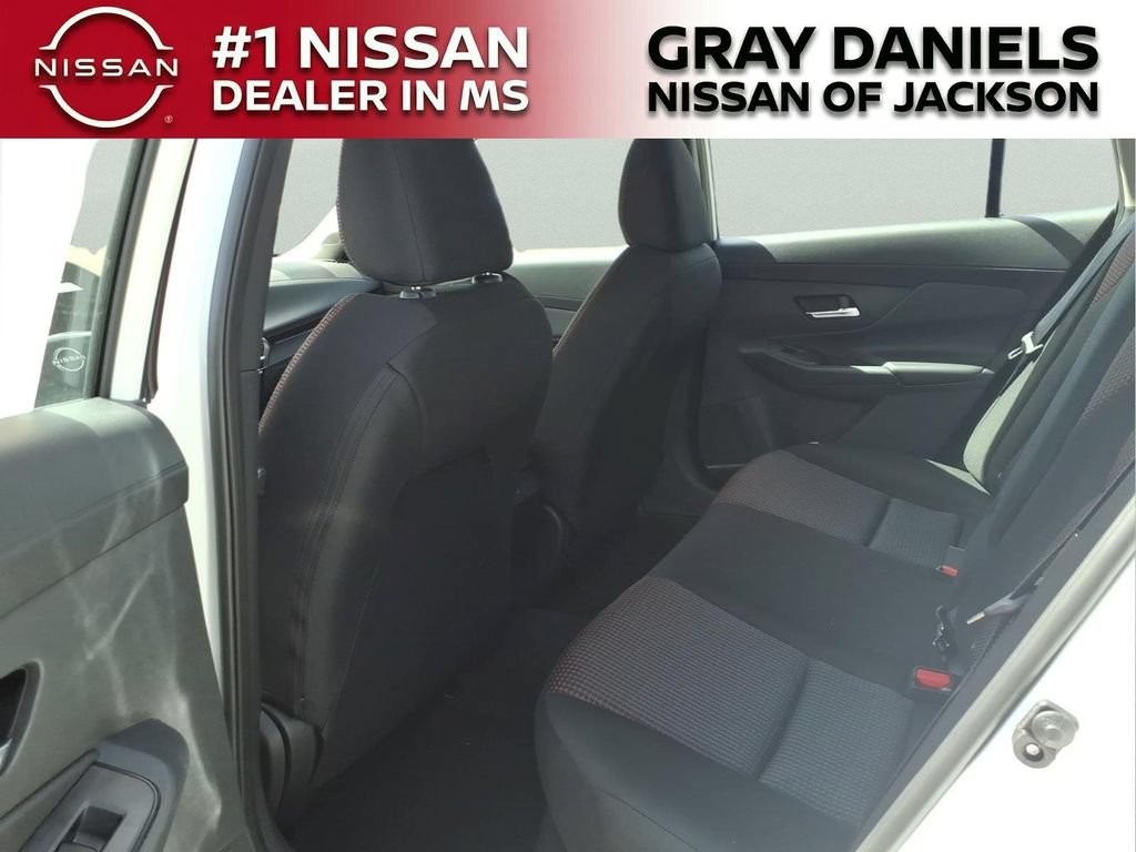 New 2026 Nissan Sentra SR w/ Floor Mat Package FWD image 27
