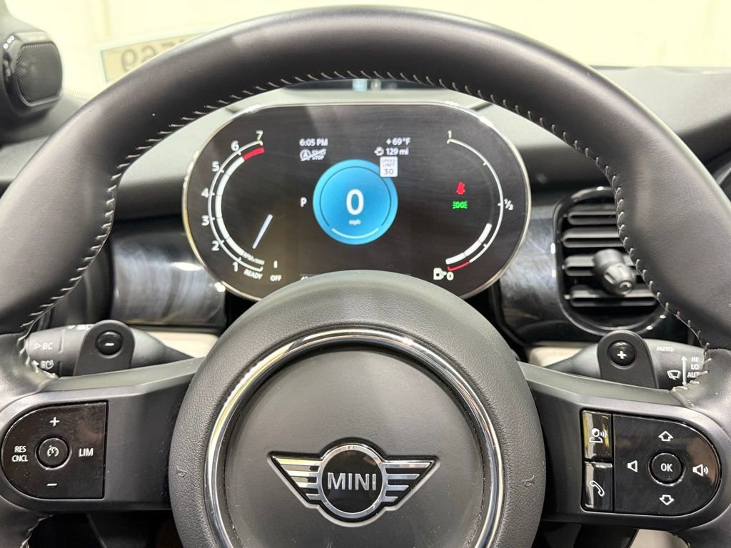 Used 2023 MINI Cooper S image 13