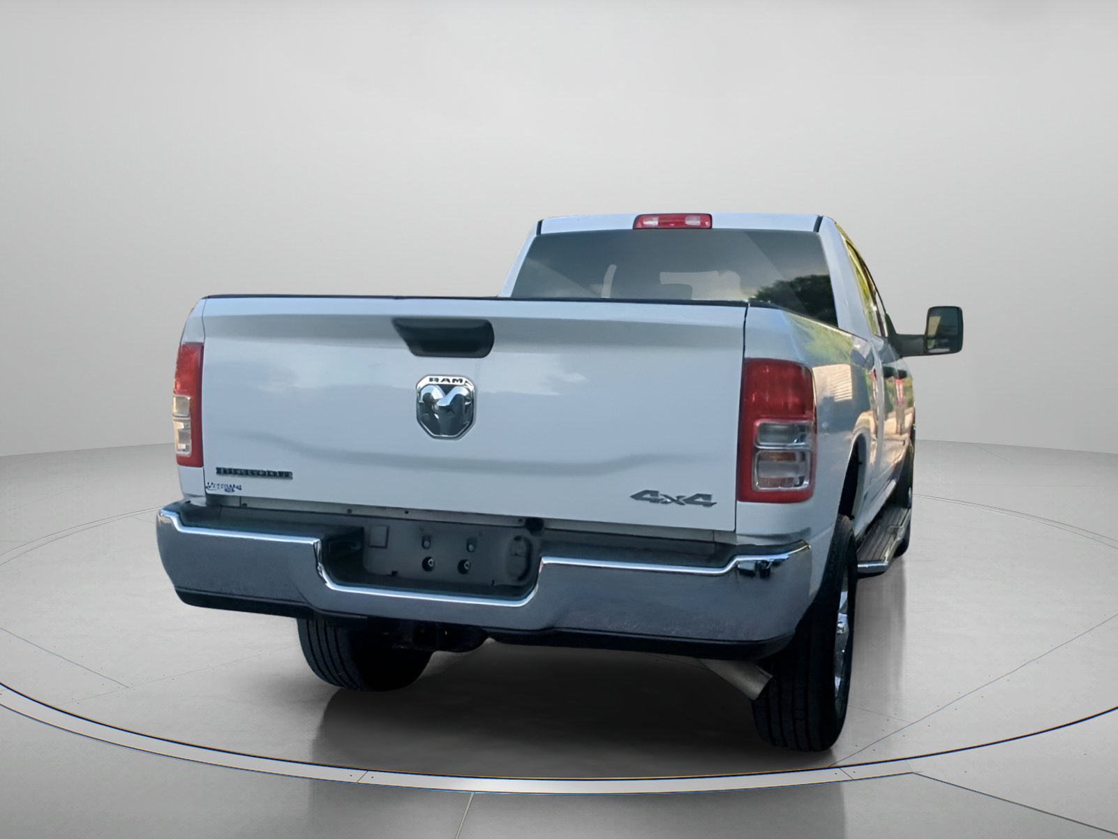 Used 2024 RAM 2500 Big Horn AWD/4WD image 25