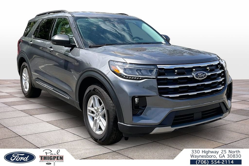 Used 2025 Ford Explorer Active w/ Active Comfort Package RWD image 1