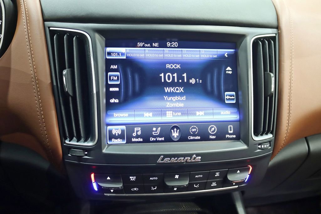 Used 2020 Maserati Levante GranSport image 21