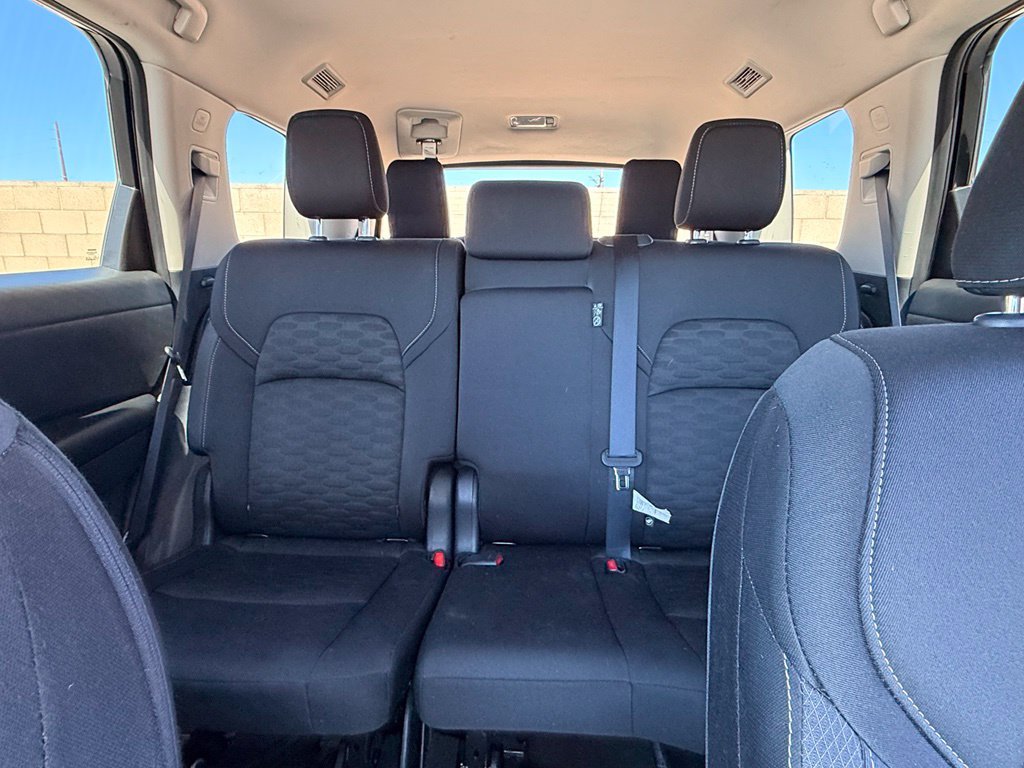 Used 2023 Nissan Pathfinder S FWD image 18