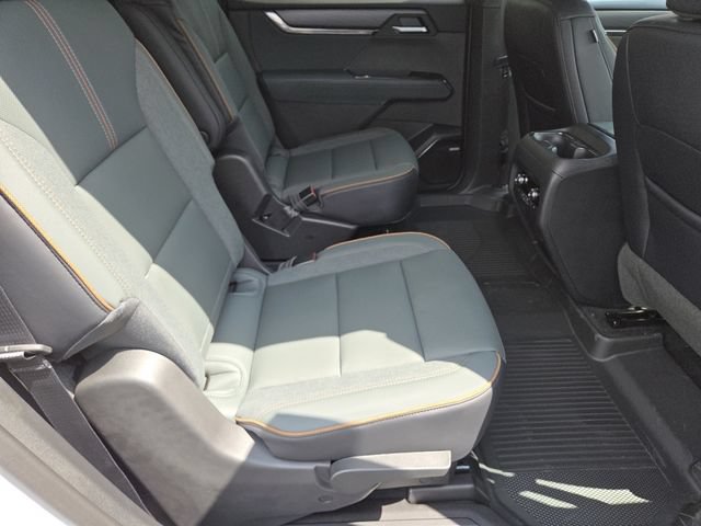 New 2026 GMC Acadia AT4 w/ Luxury Package AWD/4WD image 23