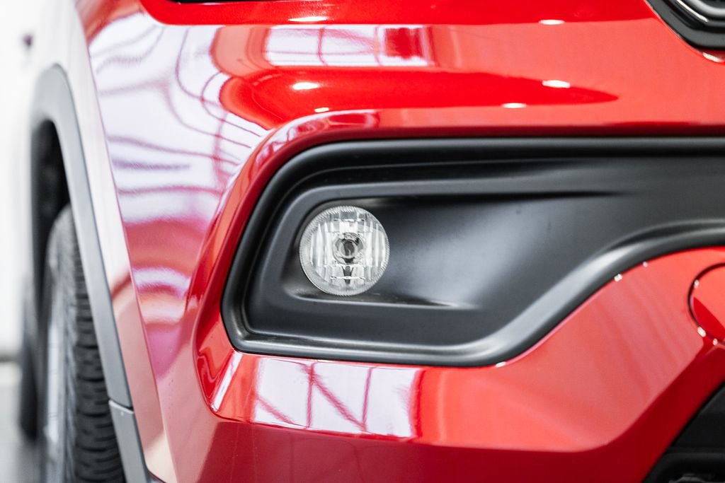 New 2026 Jeep Compass Latitude image 11