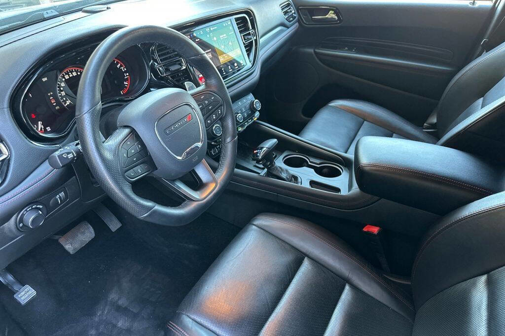 Used 2025 Dodge Durango GT image 10