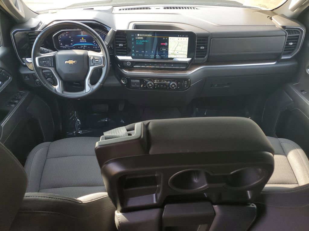 Used 2025 Chevrolet Silverado 1500 LT image 10