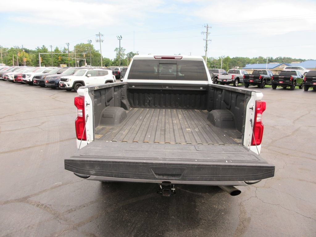 Certified 2020 Chevrolet Silverado 2500 LTZ w/ LTZ Convenience Package AWD/4WD image 8