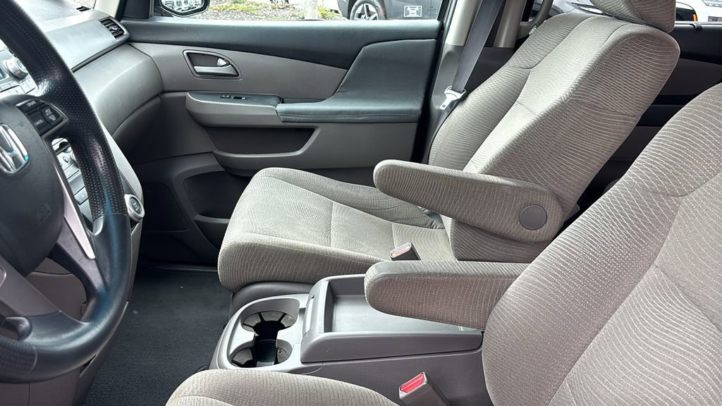 Used 2012 Honda Odyssey EX image 22