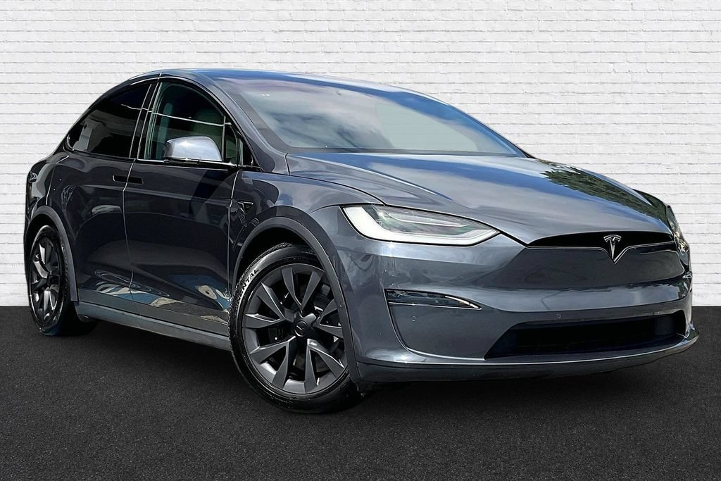 Used 2023 Tesla Model X AWD/4WD image 3