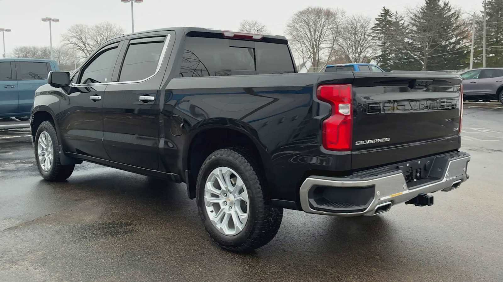 Certified 2023 Chevrolet Silverado 1500 LTZ w/ LTZ Convenience Package II image 4