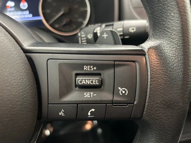 Used 2023 Nissan Rogue S image 22