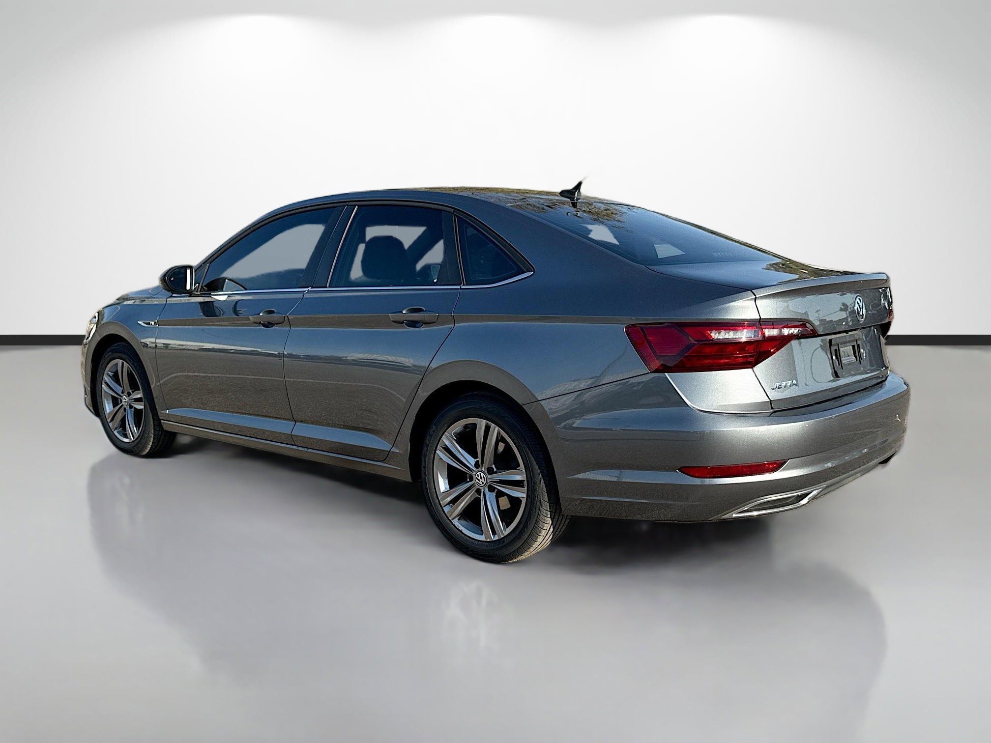 Used 2021 Volkswagen Jetta R-Line image 5