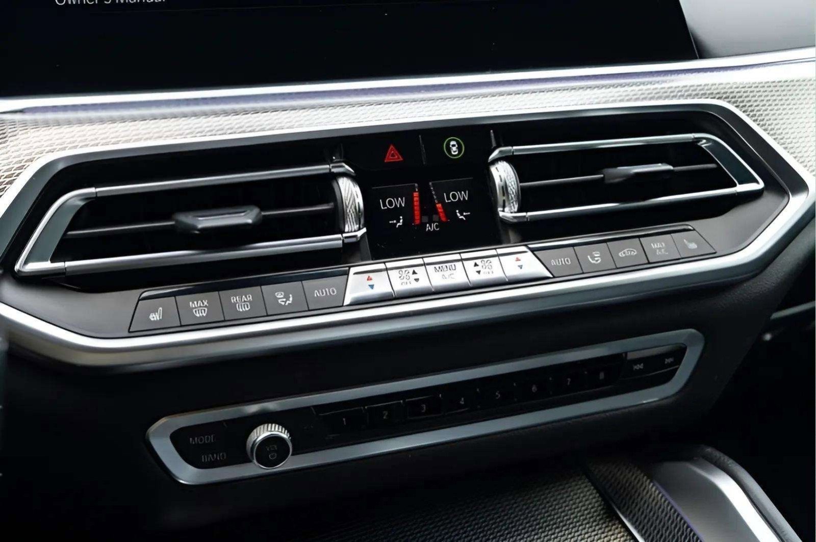 Used 2021 BMW X6 xDrive40i w/ M Sport Package image 62