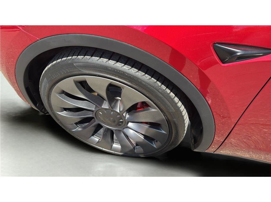 Used 2024 Tesla Model Y Performance AWD/4WD image 42