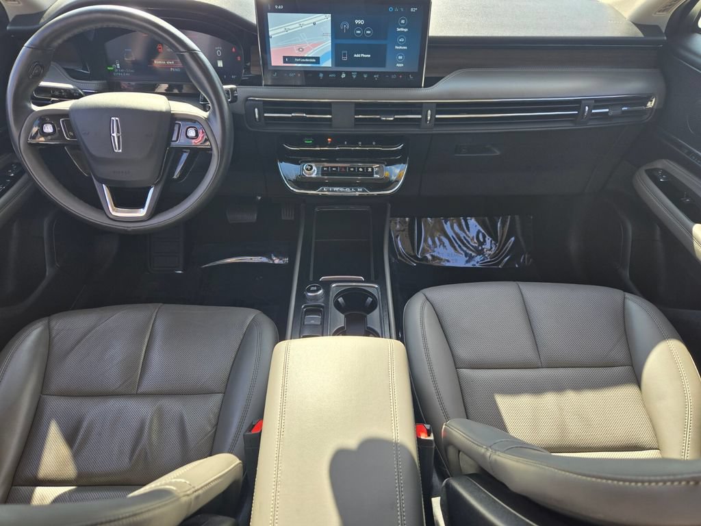 Used 2024 Lincoln Corsair Grand Touring AWD/4WD image 7
