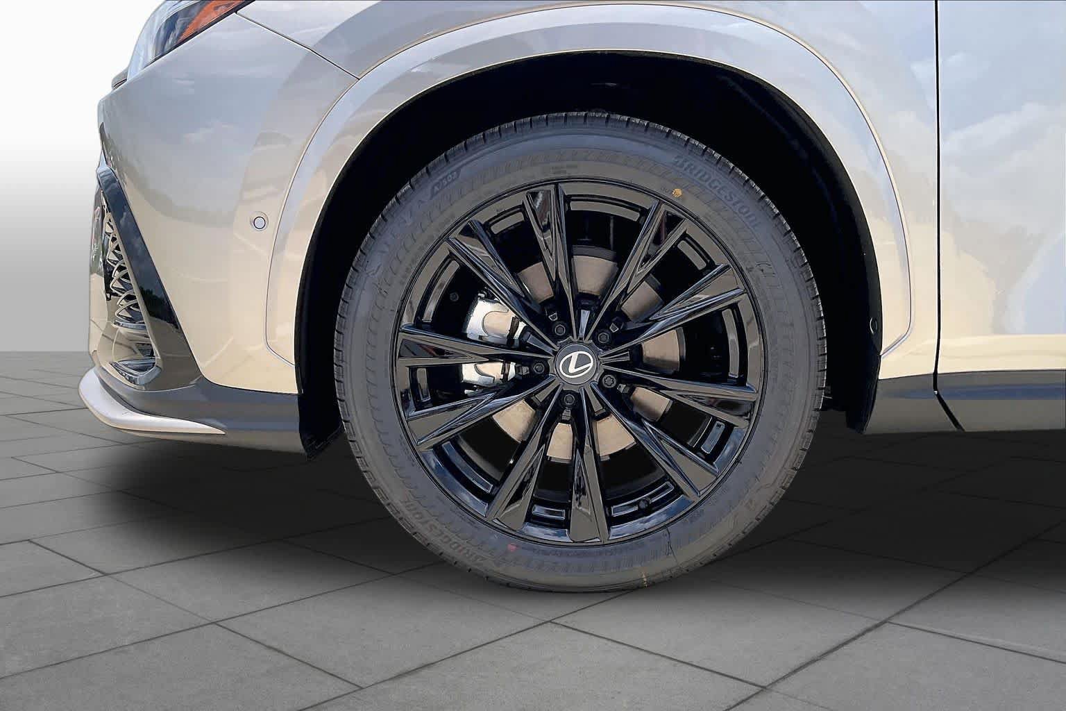 New 2026 Lexus NX 350 F Sport AWD/4WD image 21