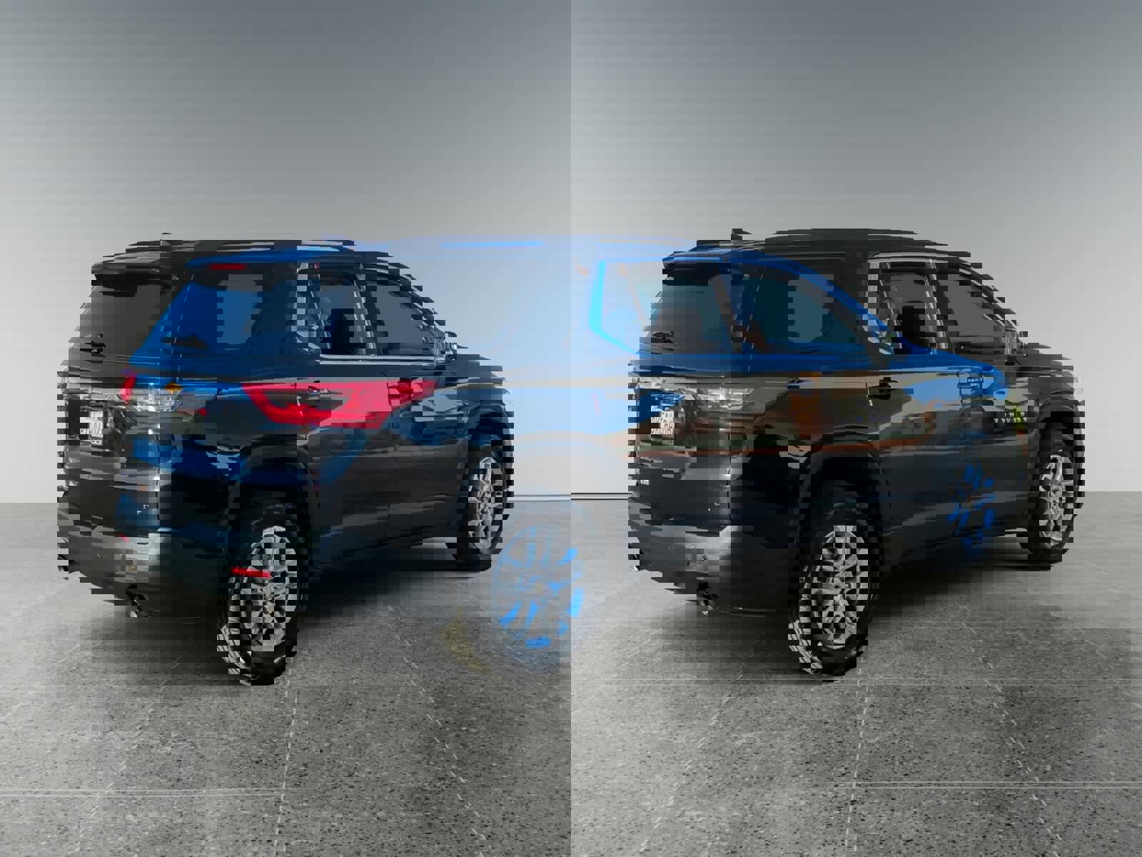 Used 2021 Chevrolet Traverse LT image 5