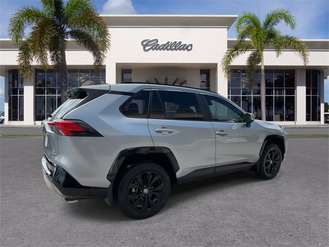 Used 2024 Toyota RAV4 SE image 14