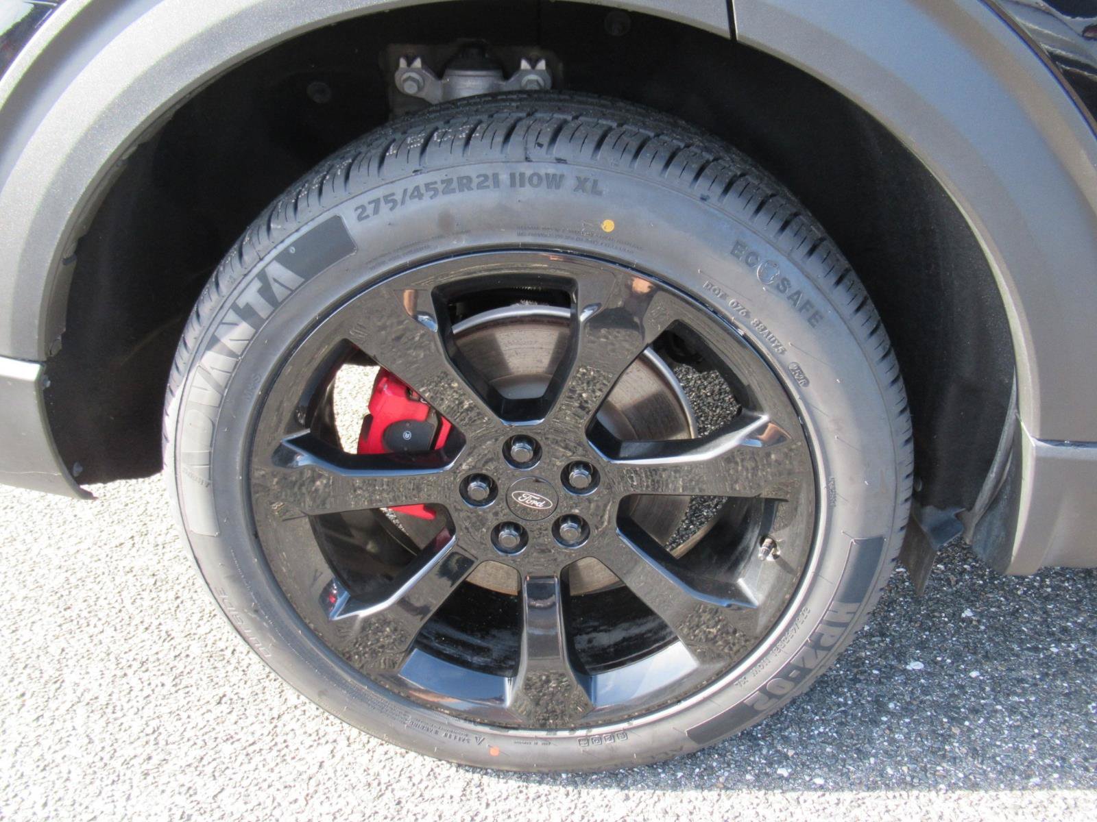 Used 2022 Ford Explorer ST w/ Equipment Group 401A AWD/4WD image 8