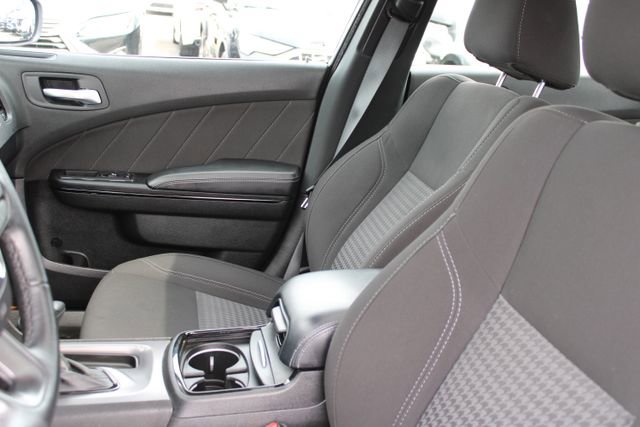 Used 2023 Dodge Charger SXT w/ Blacktop Package RWD image 32