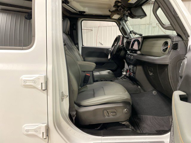 Used 2024 Jeep Gladiator Mojave w/ Convenience Group image 29