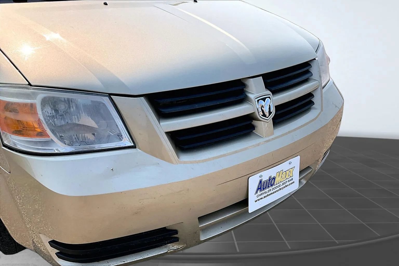 Used 2010 Dodge Grand Caravan Hero w/ Popular Equipment Group FWD image 26