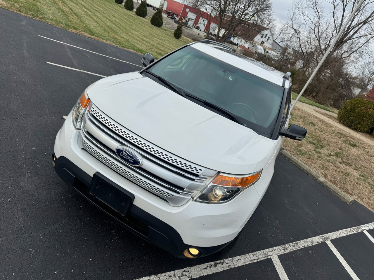 Used 2013 Ford Explorer XLT image 16