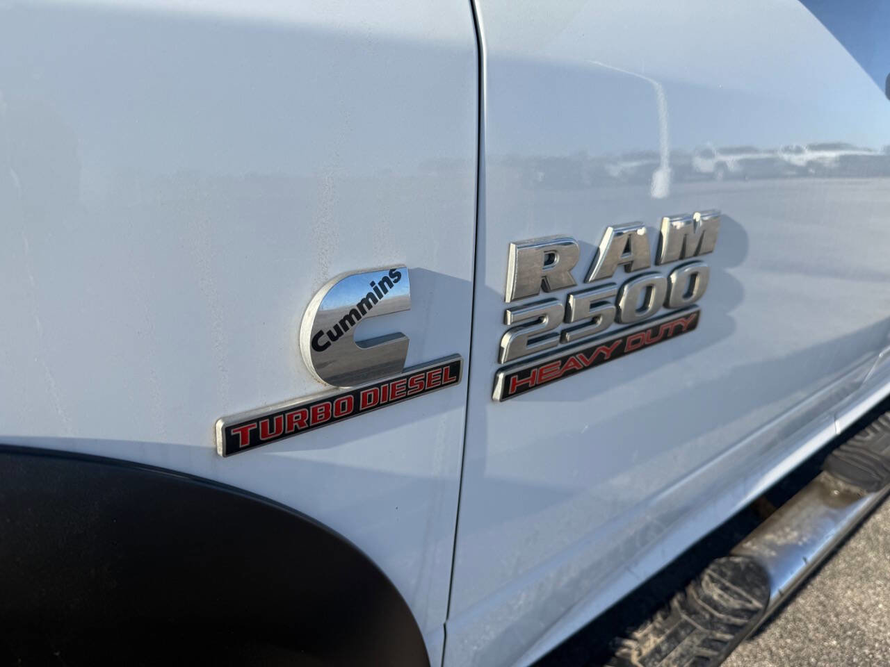 Used 2018 RAM 2500 Tradesman w/ Chrome Appearance Group image 15